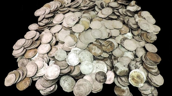 Farmer`s field yields hoard of Civil War coins 